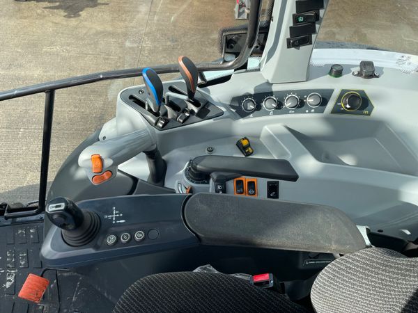 2020 Valtra A114 HiTech 366656179