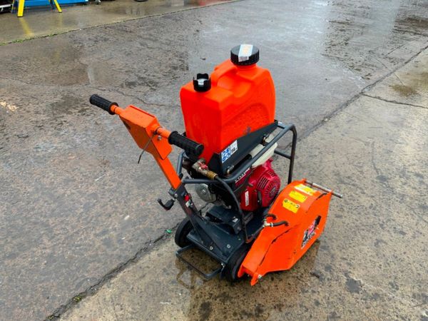 2021 ALTRAD 350x TWIN BLADE ROAD SAW.......950t. 366660588