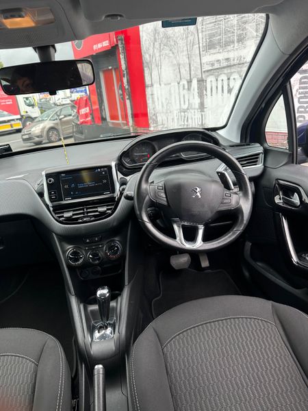 Peugeot 208 1.2 Petrol AUTO NCT TAX LOW KMS 366694563