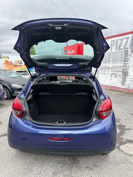 Peugeot 208 1.2 Petrol AUTO NCT TAX LOW KMS 366694576