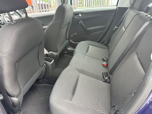 Peugeot 208 1.2 Petrol AUTO NCT TAX LOW KMS 366694573
