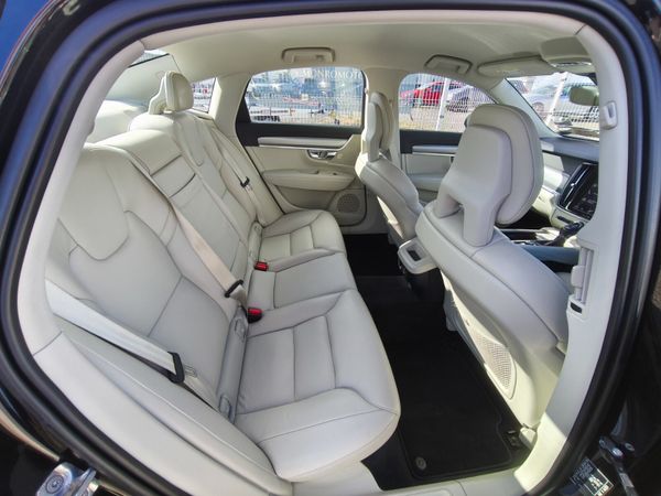 VOLVO S90 D4 2.0L 190hp Momentum Geartronic 366696106