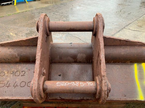10ft GRADING BUCKET...........90mm PINS.......147 366693389