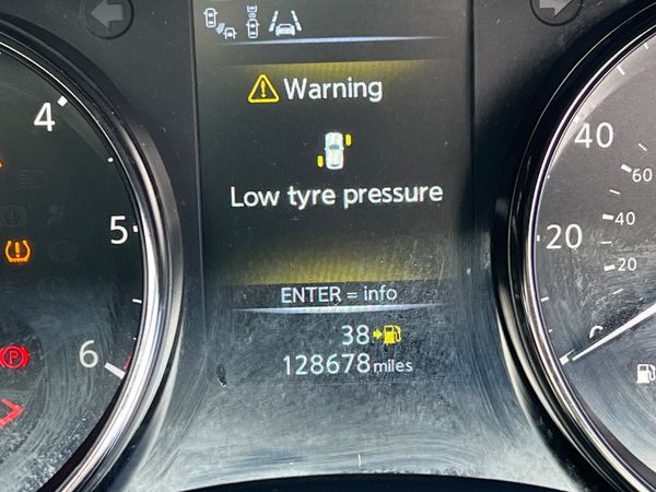 Nissan X-Trail 2017 366702798