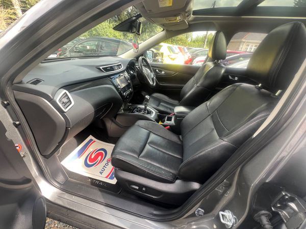 Nissan X-Trail 2017 366702803