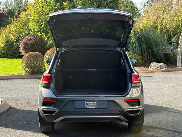 Stunning 211 Volkswagen T-Roc! 366719365