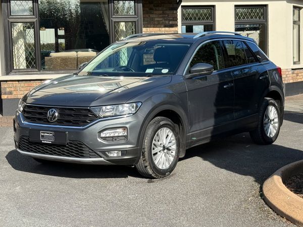Stunning 211 Volkswagen T-Roc! 366719377