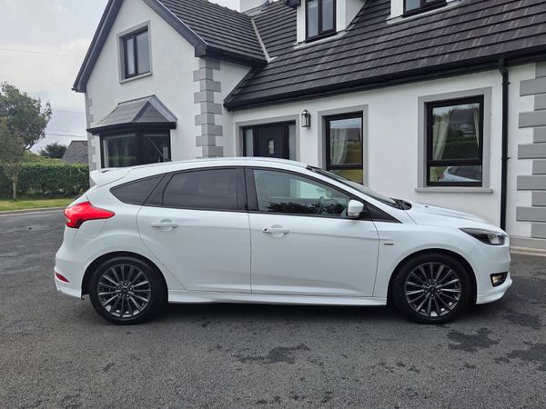 2017 FORD FOCUS ST LINE 1.5TDCI 120BHP 366732939