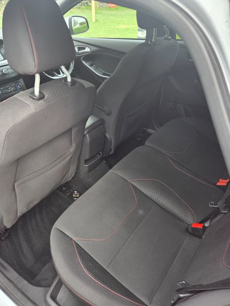 2017 FORD FOCUS ST LINE 1.5TDCI 120BHP 366732952