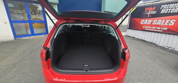 Volkswagen Golf Automatic 366733812