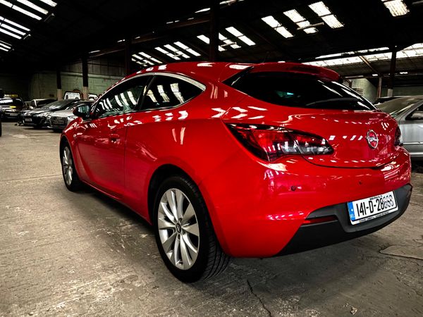2014 Opel Astra GTC *Sports Trim* 366753728