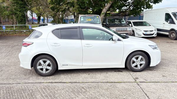 Lexus CT 1.8 Hybrid 2015 366766149