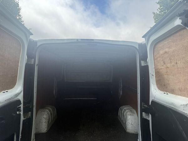 Renault Trafic 2015 INCLUDES VAT 366762157