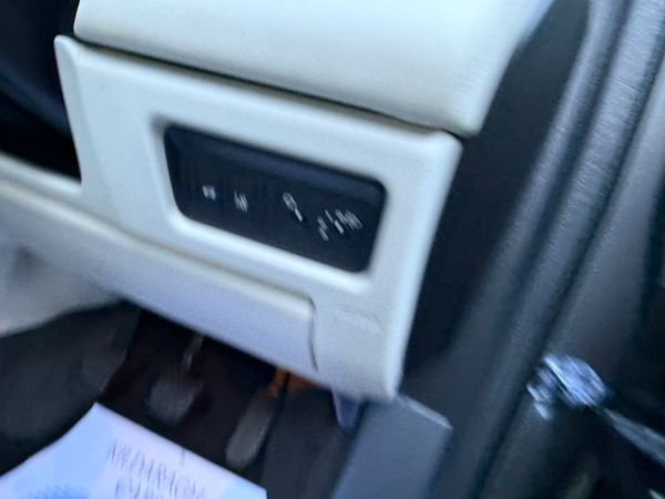 Land Rover Discovery Sport 2016 366770160