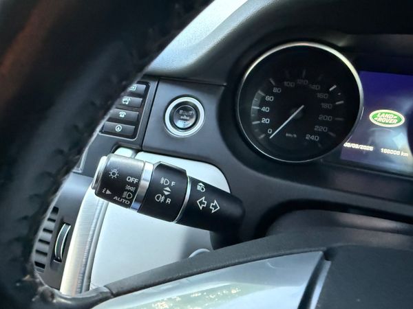 Land Rover Discovery Sport 2016 366770161