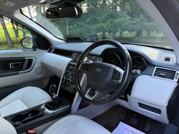 Land Rover Discovery Sport 2016 366770178