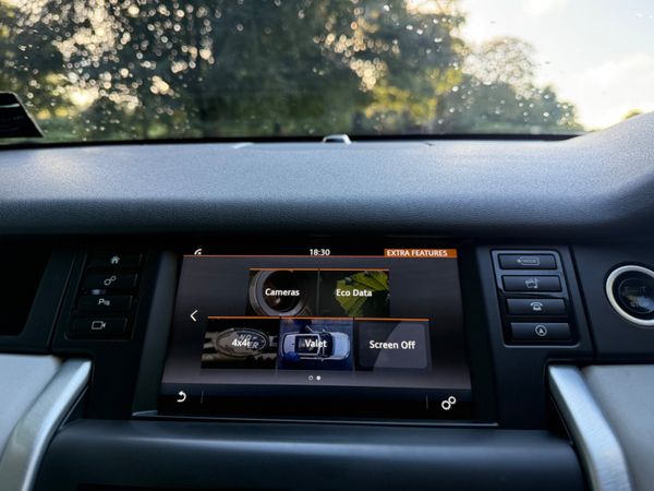 Land Rover Discovery Sport 2016 366770171