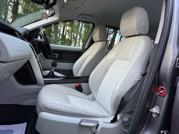 Land Rover Discovery Sport 2016 366770173