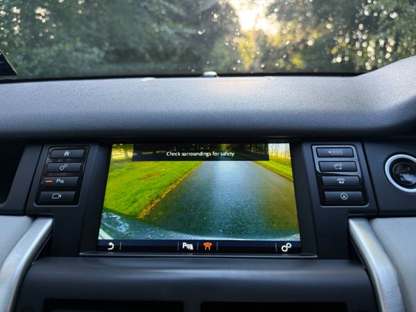 Land Rover Discovery Sport 2016 366770180