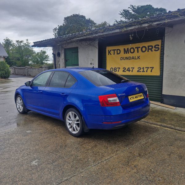 Skoda Octavia 2018 366787602