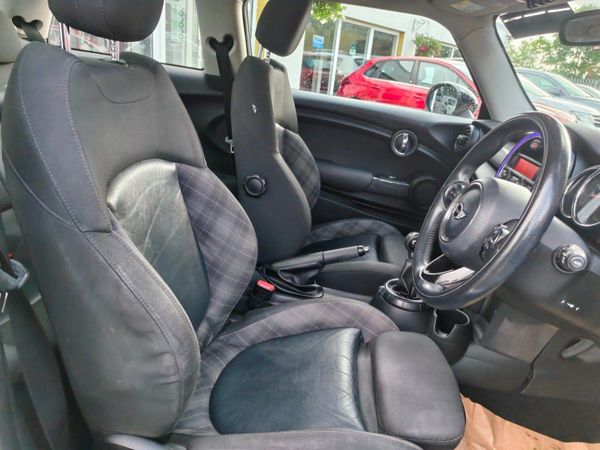 MINI Cooper Cooper D 366782795