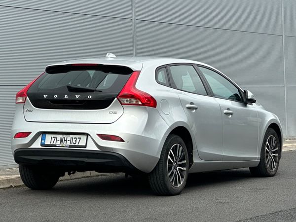 Volvo V40 D2 Momentum Edition 366791229