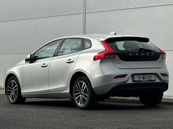 Volvo V40 D2 Momentum Edition 366791221