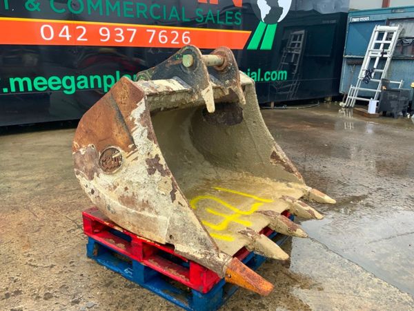 48" GEITH DIGGING BUCKET......65mm PINS....1421. 366793345