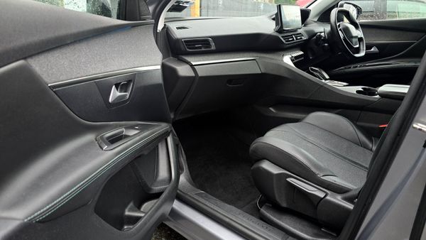 🔥 2021 Peugeot 3008 HYBRID2 PHEV 225bhp Allure 366808015