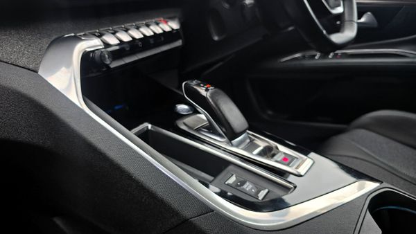 🔥 2021 Peugeot 3008 HYBRID2 PHEV 225bhp Allure 366808537