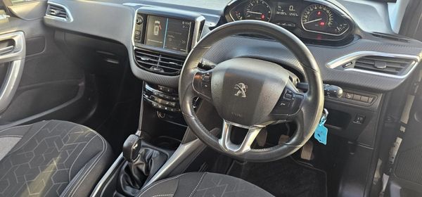 2018 Peugeot 2008 (LOW MILAGE) 366810175
