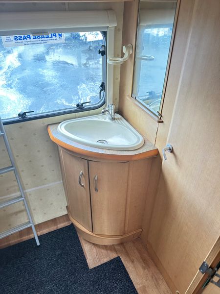 ✨BARGAIN ABBEY AVENTURA 4 BERTH✨ 366834058