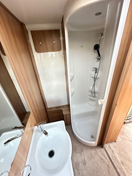 ✨STUNNING BAILEY UNICORN 4 BERTH ISLAND BED✨ 366833439