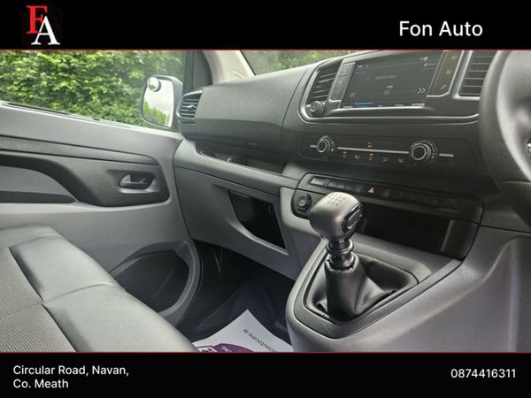 Peugeot Expert 1.5 DIESEL PROFESSIONAL 3 SEATER VA 366833600