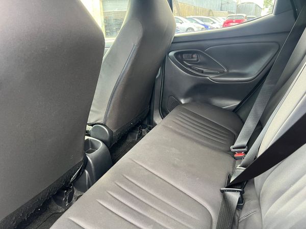 212 Toyota Yaris Hybrid 366846038
