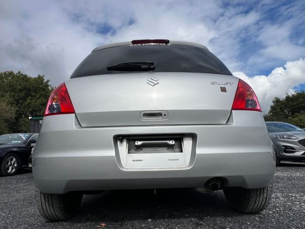 2010 Suzuki Swift With Reverse  Camera 366848201