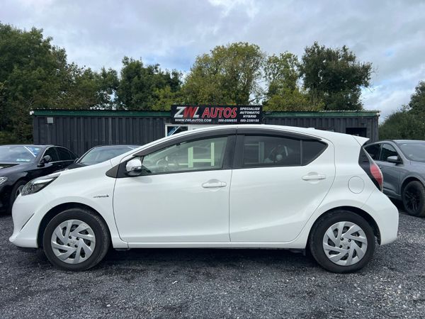 19 Toyota Aqua 1.5 Hybrid 366851805
