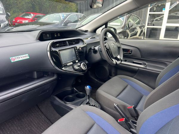 19 Toyota Aqua 1.5 Hybrid 366851816