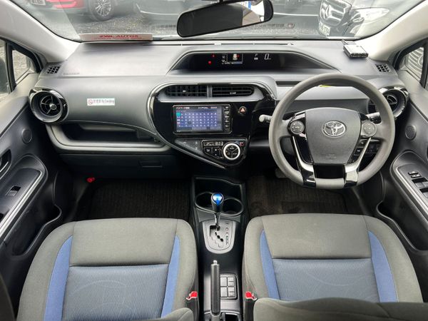 19 Toyota Aqua 1.5 Hybrid 366851817