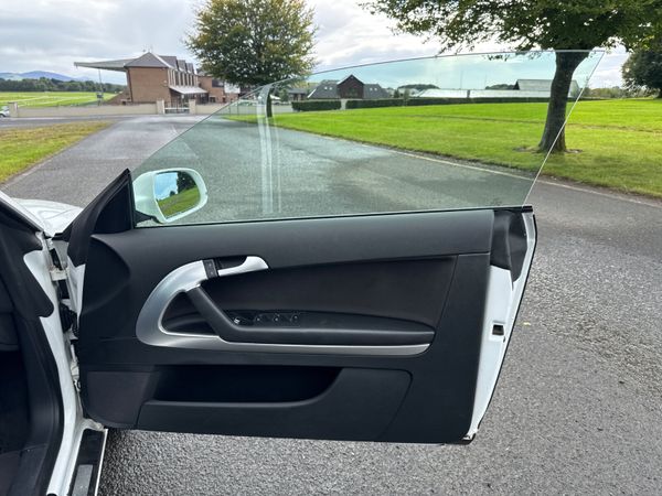 Audi A3 2011 Sport 2.0 TDI Cabriolet Low Mileage 366874362