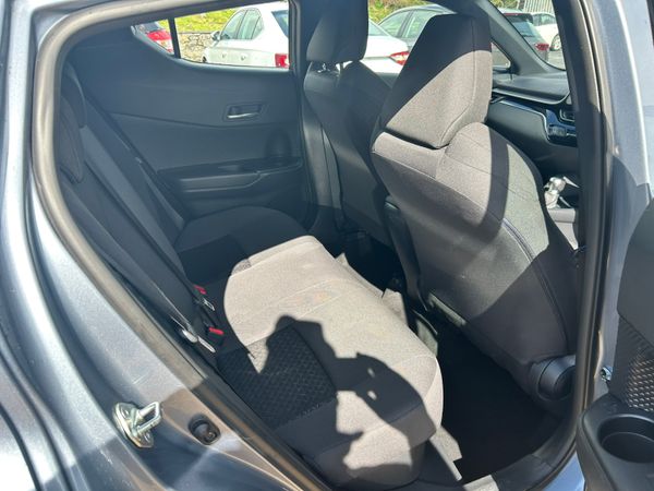 Toyota CHR ICON HEV 366871788