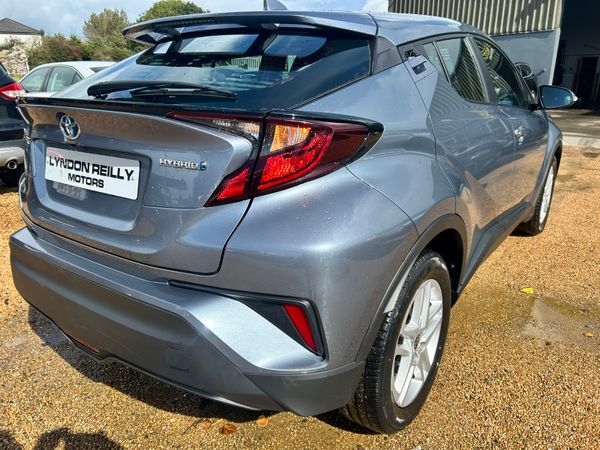 Toyota CHR ICON HEV 366871782