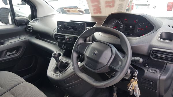 Peugeot Partner 202D CITY VAN MINT VAT INVOICE 366872844