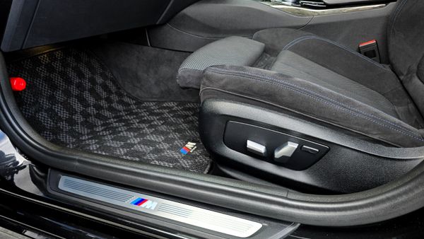 🔥 2018 BMW 520D M-sport Automatic 366886606