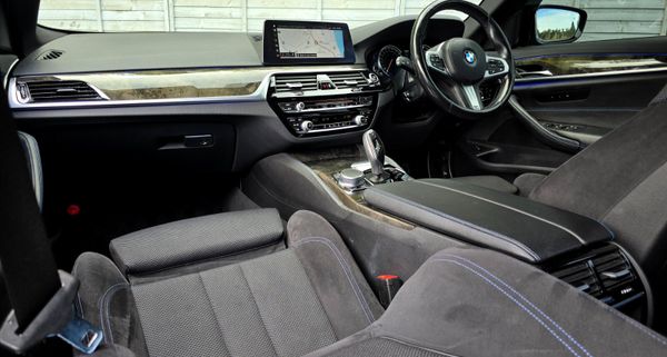 🔥 2018 BMW 520D M-sport Automatic 366886615