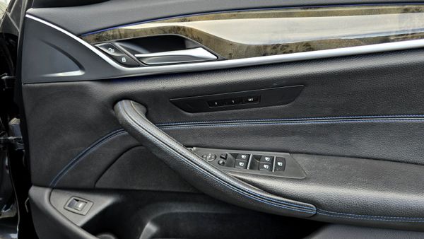 🔥 2018 BMW 520D M-sport Automatic 366886679