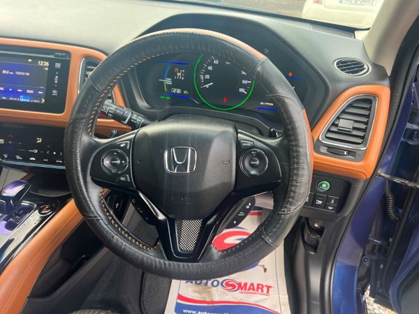 Honda Vesel 2015 366887680