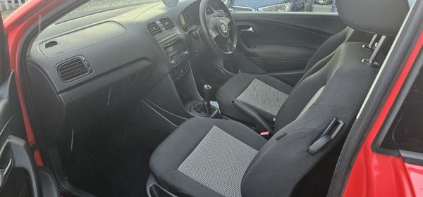 Volkswagen Polo 2011 (GOOD MILAGE) 366887803