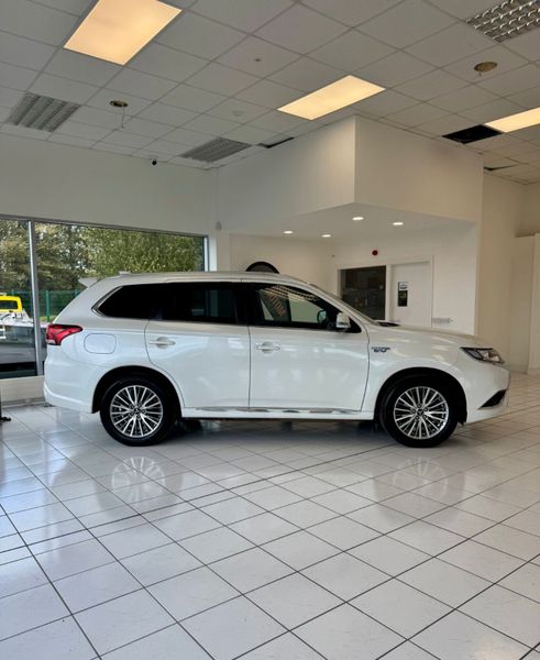 2020 Mitsubishi Outlander Phev Mivec 366895235
