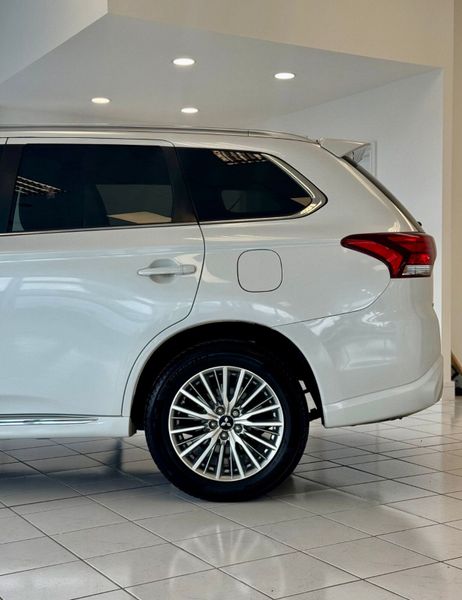2020 Mitsubishi Outlander Phev Mivec 366895237